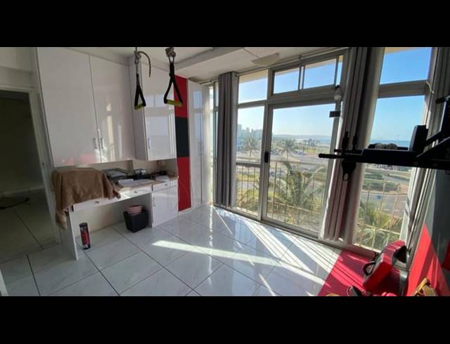 2 BEDROOM APARTMENT FOR SALE IN NORTH BEACH